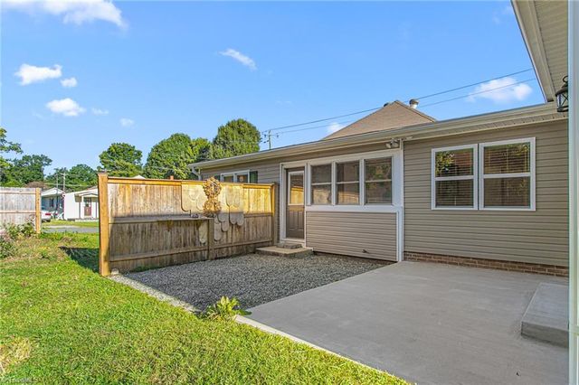 407 W Crawford Street, Mebane, NC 27302