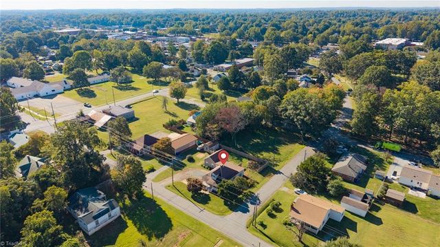 407 W Crawford Street, Mebane, NC 27302