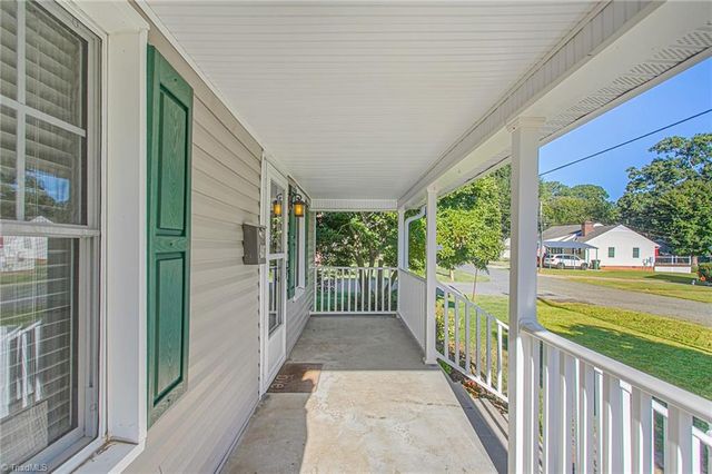 407 W Crawford Street, Mebane, NC 27302