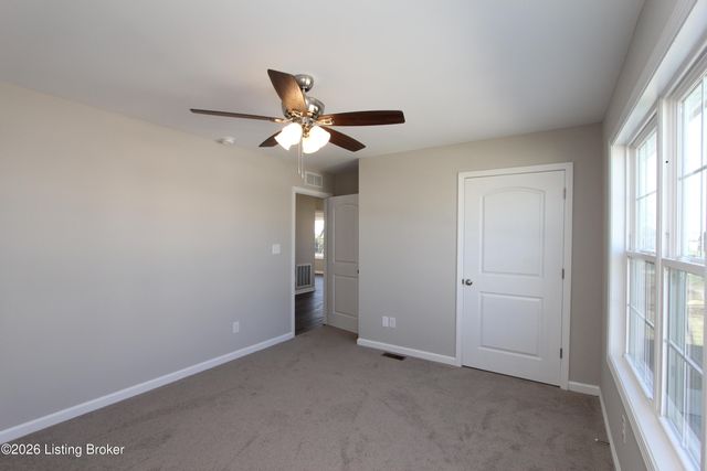 202 Charles Carr Dr, Harrodsburg, KY 40330