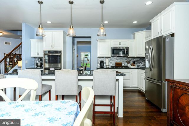 29 SOVEREIGN DR, Douglassville, PA 19518