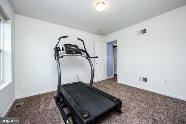 29 SOVEREIGN DR, Douglassville, PA 19518