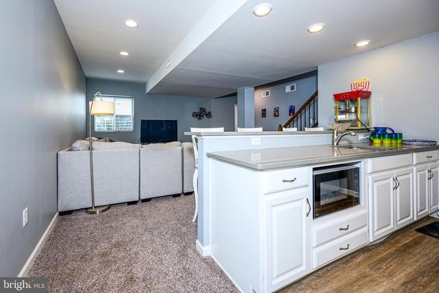 29 SOVEREIGN DR, Douglassville, PA 19518