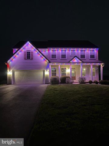 29 SOVEREIGN DR, Douglassville, PA 19518