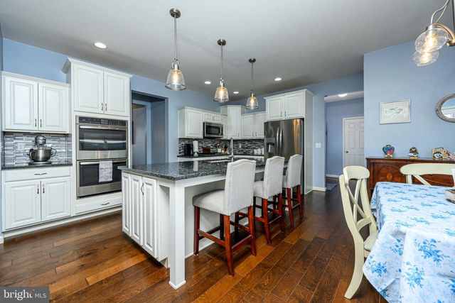 29 SOVEREIGN DR, Douglassville, PA 19518