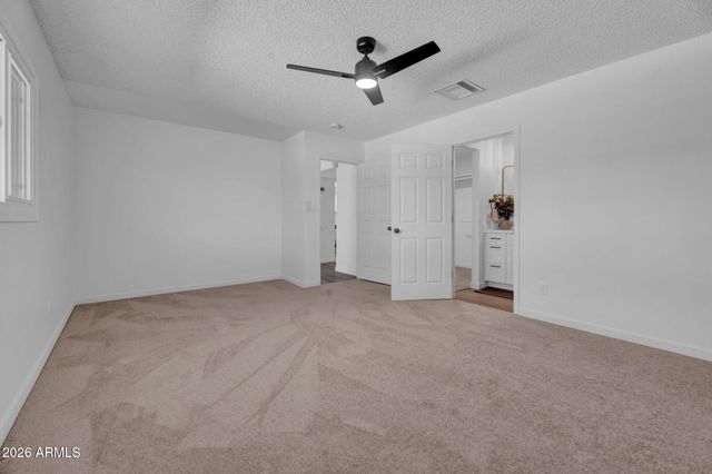 5215 W HEARN Road, Glendale, AZ 85306