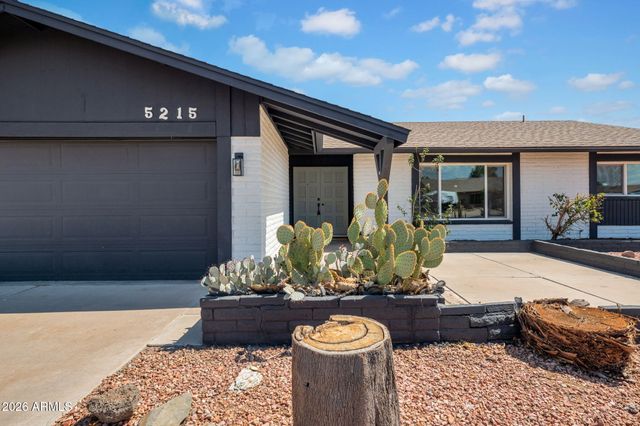 5215 W HEARN Road, Glendale, AZ 85306