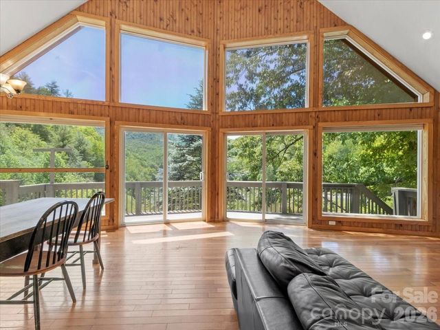 7714 State Highway 197 Highway N, Green Mountain, NC 28740