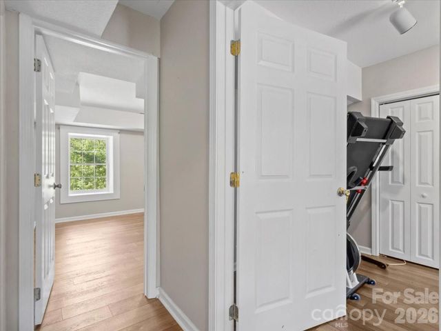 7714 State Highway 197 Highway N, Green Mountain, NC 28740