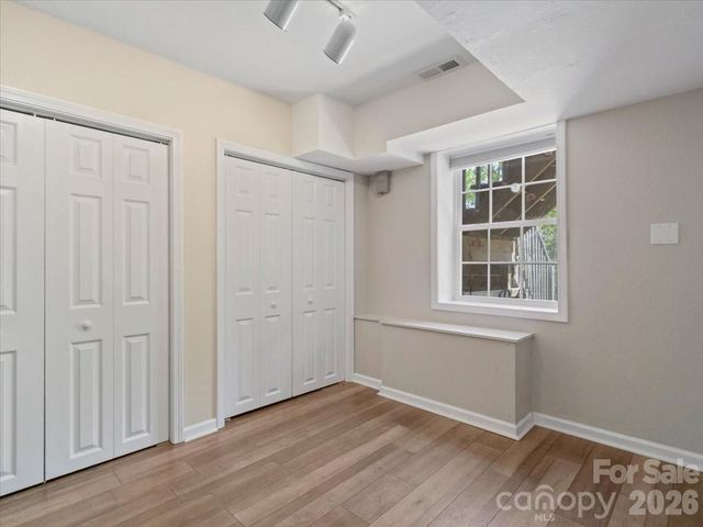 7714 State Highway 197 Highway N, Green Mountain, NC 28740