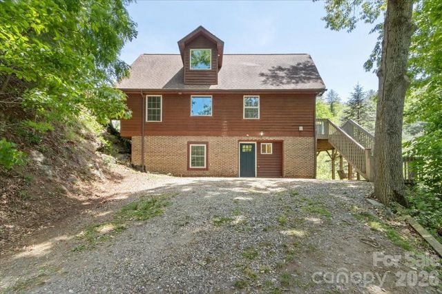 7714 State Highway 197 Highway N, Green Mountain, NC 28740