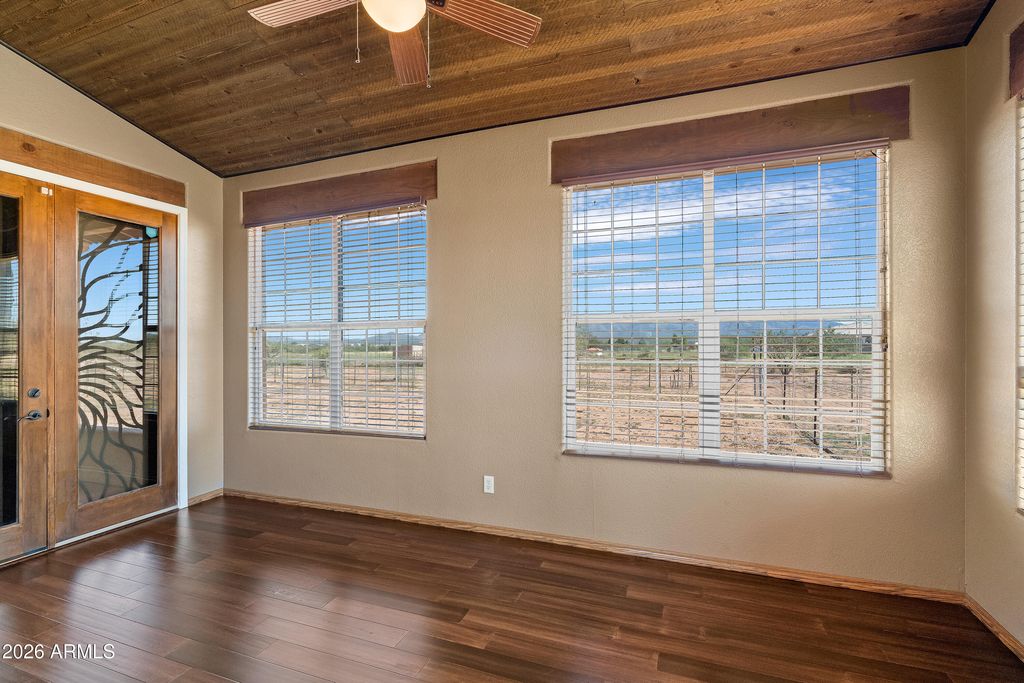 Image 17 of property listing at 10379 E BLUE SKY Vista, Hereford, AZ 85615