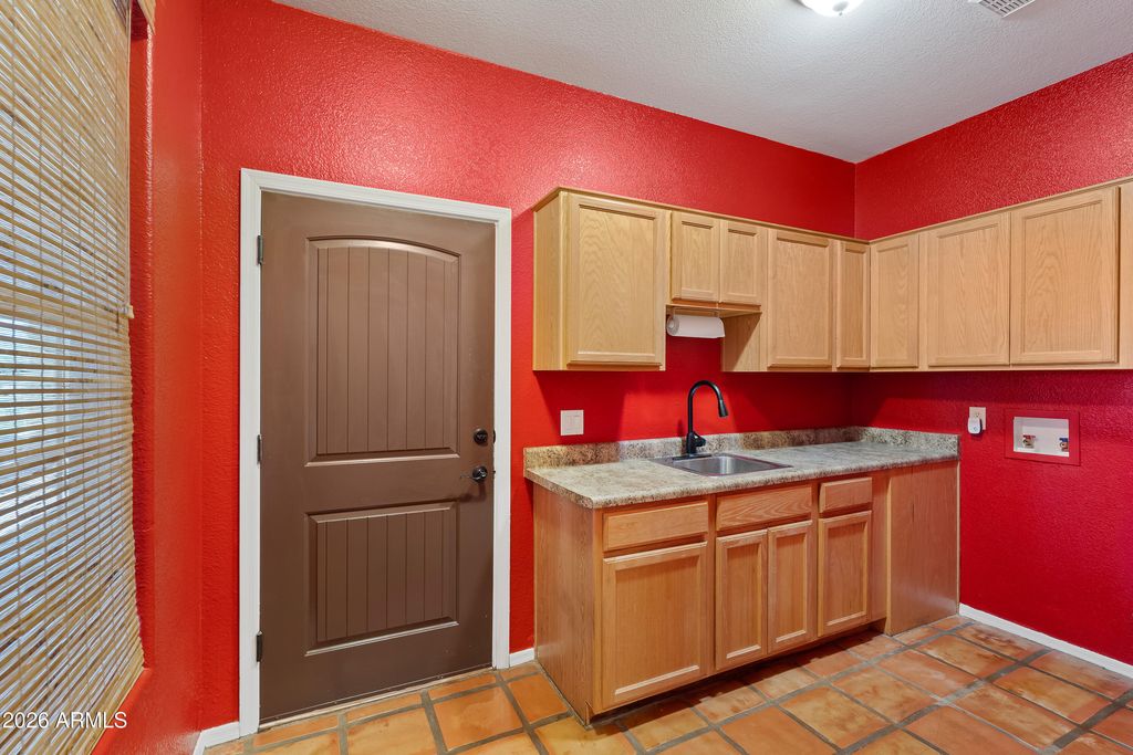 Image 31 of property listing at 10379 E BLUE SKY Vista, Hereford, AZ 85615