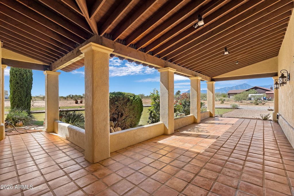 Image 33 of property listing at 10379 E BLUE SKY Vista, Hereford, AZ 85615
