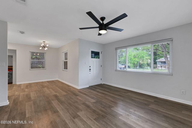 4582 MERRIMAC Avenue, Jacksonville, FL 32210