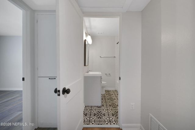 4582 MERRIMAC Avenue, Jacksonville, FL 32210