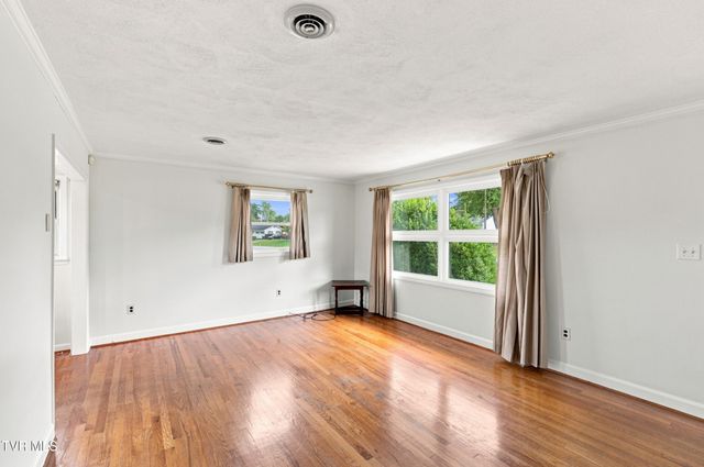 110 Walnut Road, Bristol, TN 37620
