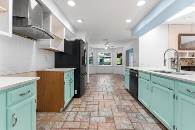 670 SPARROW AVENUE, Palm Harbor, FL 34683