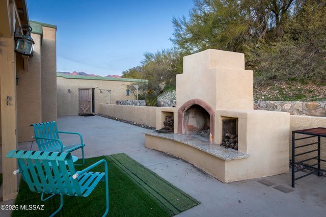 4040 E Camino de la Bajada, Tucson, AZ 85718