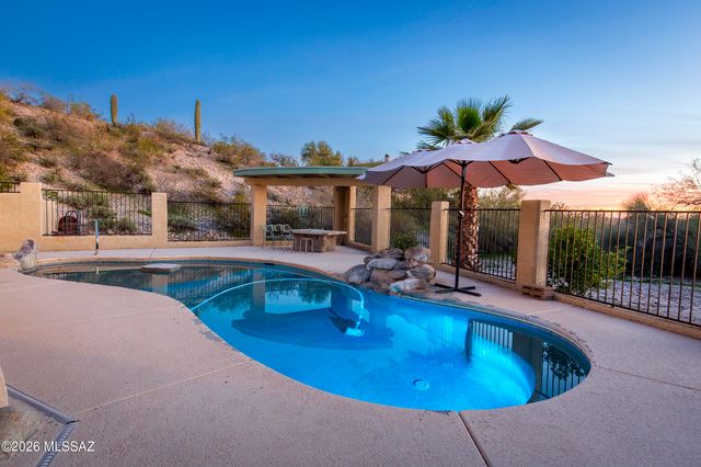 4040 E Camino de la Bajada, Tucson, AZ 85718