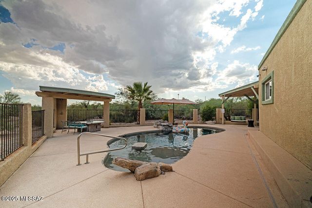 4040 E Camino de la Bajada, Tucson, AZ 85718