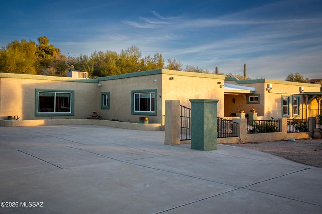 4040 E Camino de la Bajada, Tucson, AZ 85718