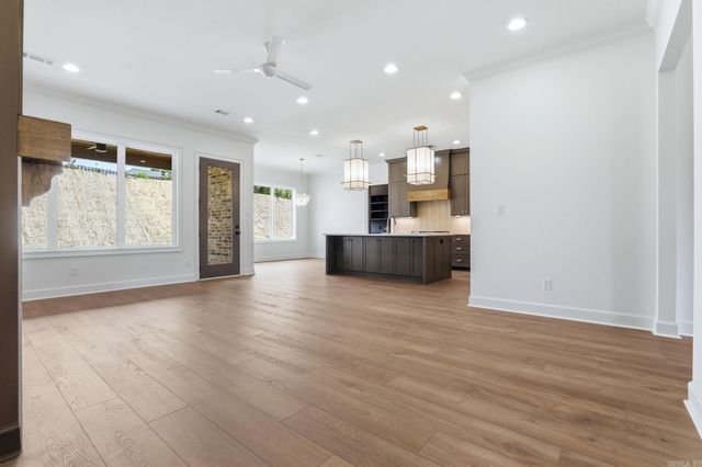 69 Mountain Brook Road, Little Rock, AR 72223