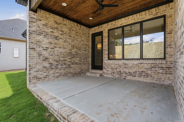 69 Mountain Brook Road, Little Rock, AR 72223