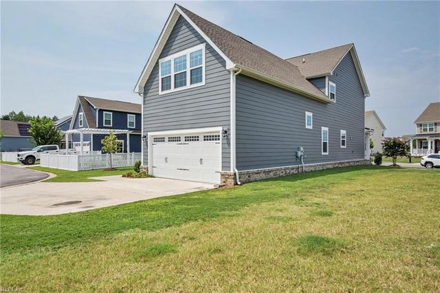 1044 Olmstead ST, Chesapeake, VA 23323
