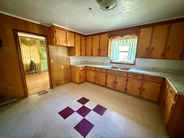 1118 Dellwood, Dothan, AL 36303