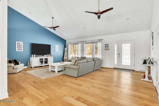 1 Dayspring Lane, Stillwater, NY 12170