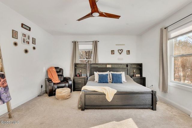 1 Dayspring Lane, Stillwater, NY 12170