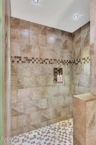 1 Dayspring Lane, Stillwater, NY 12170