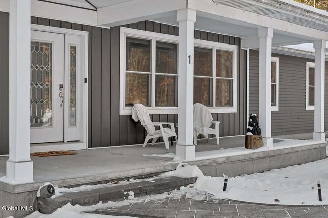 1 Dayspring Lane, Stillwater, NY 12170