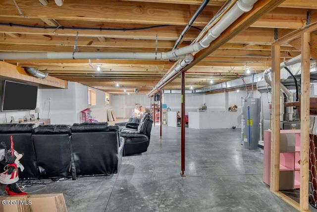 1 Dayspring Lane, Stillwater, NY 12170