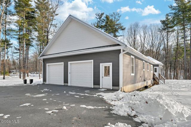 1 Dayspring Lane, Stillwater, NY 12170