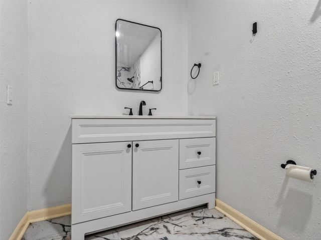 11515 Iberia Drive, Houston, TX 77065