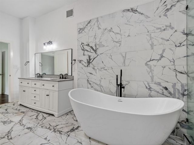 11515 Iberia Drive, Houston, TX 77065