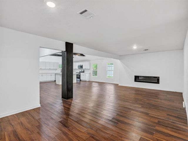 11515 Iberia Drive, Houston, TX 77065