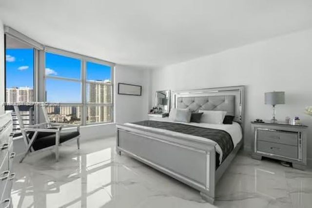 19195 NE 36th Court 2302, Aventura, FL 33180