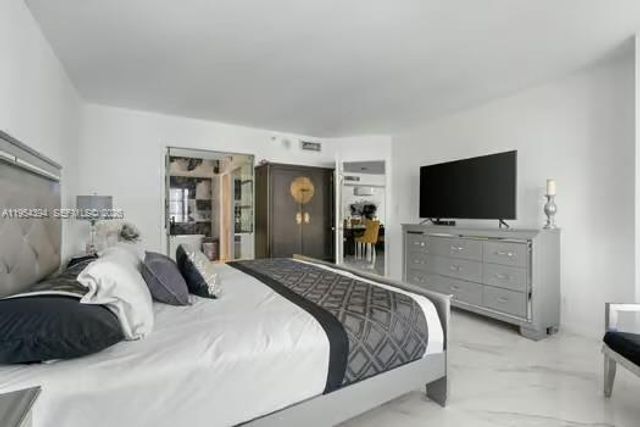 19195 NE 36th Court 2302, Aventura, FL 33180