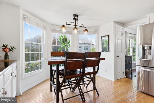 1001 EAGLE LN, Doylestown, PA 18901