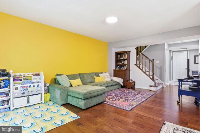 1001 EAGLE LN, Doylestown, PA 18901