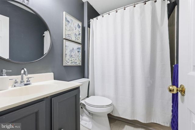 1001 EAGLE LN, Doylestown, PA 18901