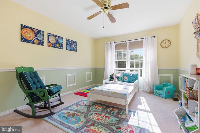 1001 EAGLE LN, Doylestown, PA 18901