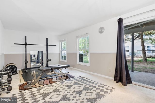 1001 EAGLE LN, Doylestown, PA 18901