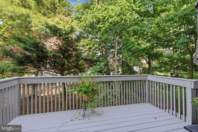 1001 EAGLE LN, Doylestown, PA 18901