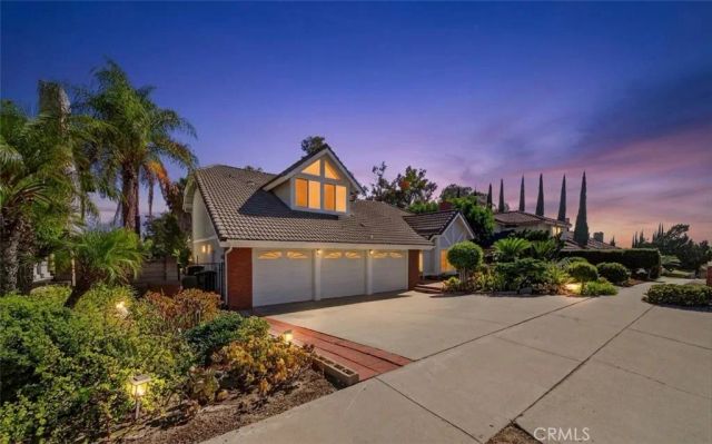 1468 Atherton, Fullerton, CA 92833