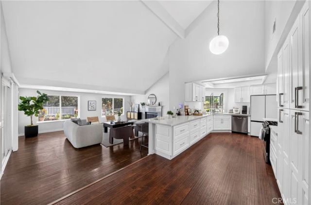 1468 Atherton, Fullerton, CA 92833