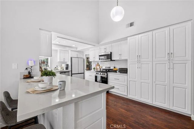 1468 Atherton, Fullerton, CA 92833
